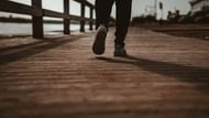 Develop a Habit: Benefits of Walking Everyday (Image via Unsplash/Chris Hardy)